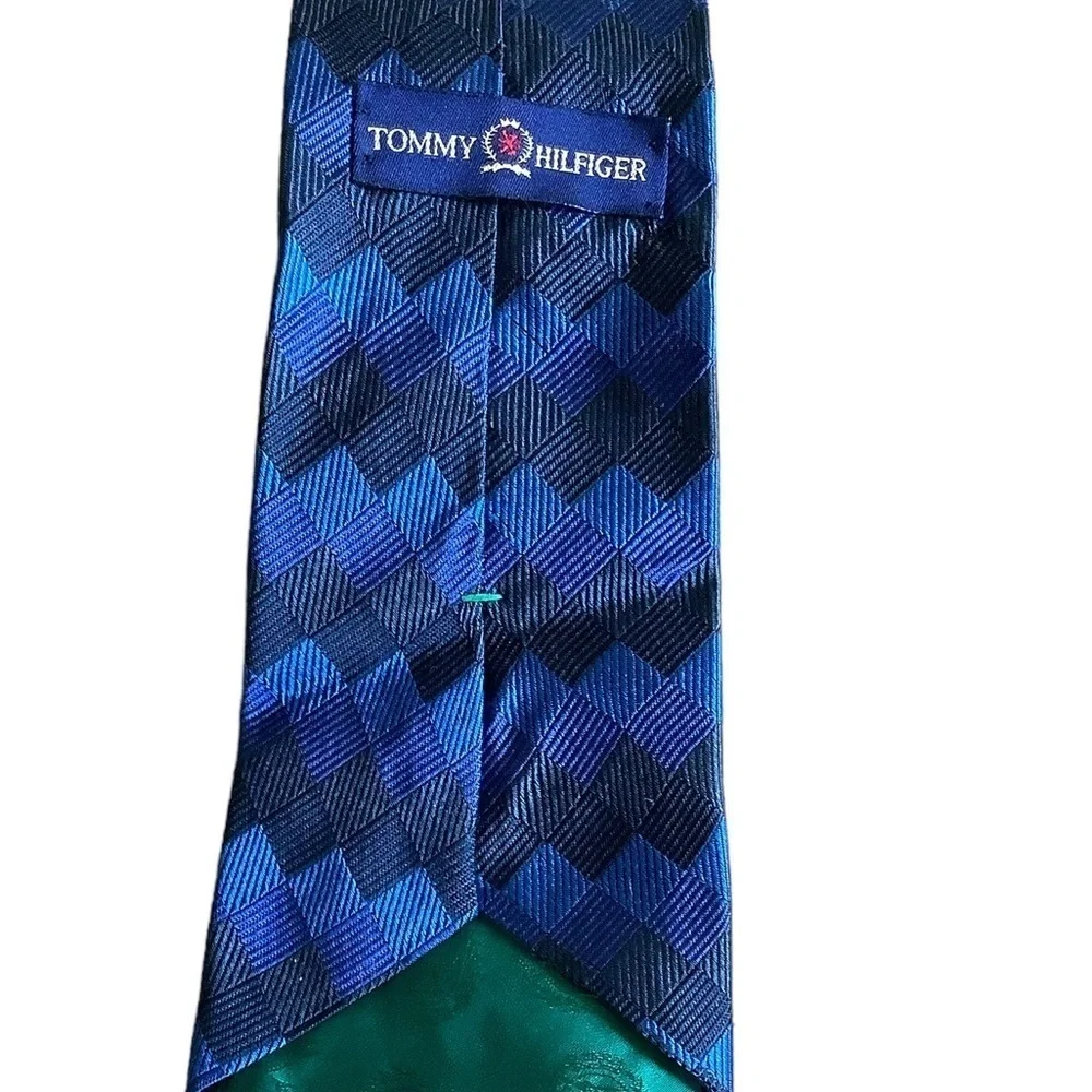 Tommy Hilfiger Silk Necktie